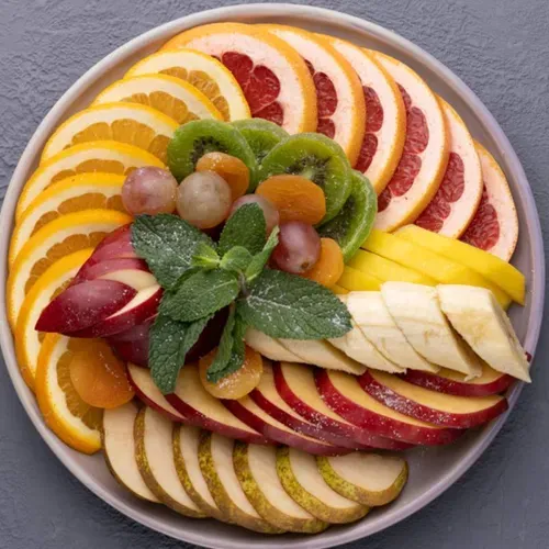 Platou cu fructe de sezon